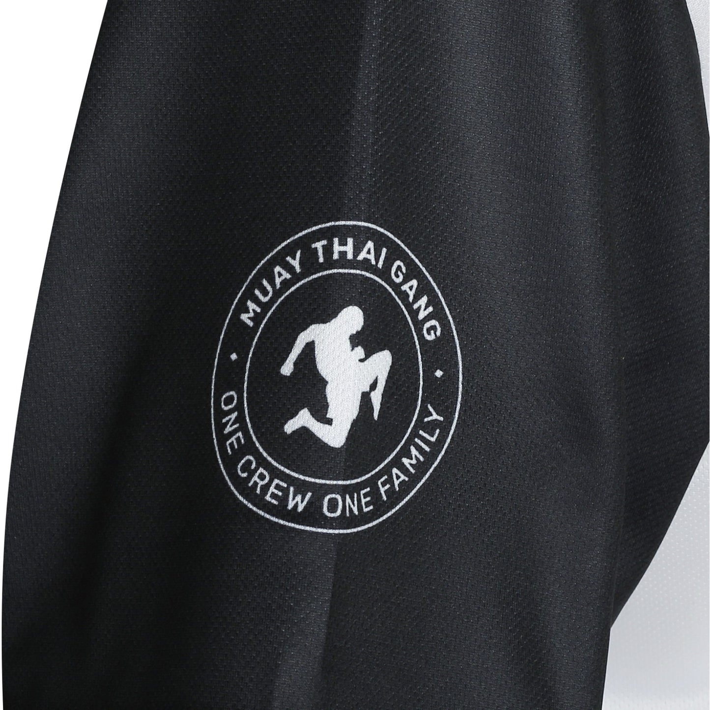 Muay Thai Gang Performance Shirt Weiß – Funktionelles Training Shirt mit Logo