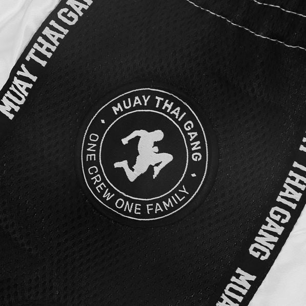 Muay Thai Gang Fight Shorts Weiß – Thaibox Shorts für Training & Kampf